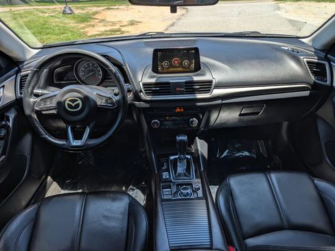 Used 2018 MAZDA MAZDA3 Touring FWD image 30