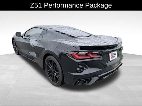 Used 2023 Chevrolet Corvette Stingray Coupe w/ Z51 Performance Package RWD image 5