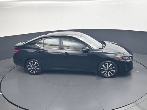 Used 2025 Nissan Sentra SV w/ SV Premium Package FWD image 36