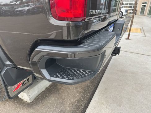 Used 2020 Chevrolet Silverado 3500 High Country w/ Z71 Off-Road Package image 9