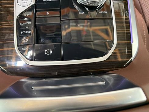 Used 2026 BMW X5 xDrive40i w/ Premium Package image 40