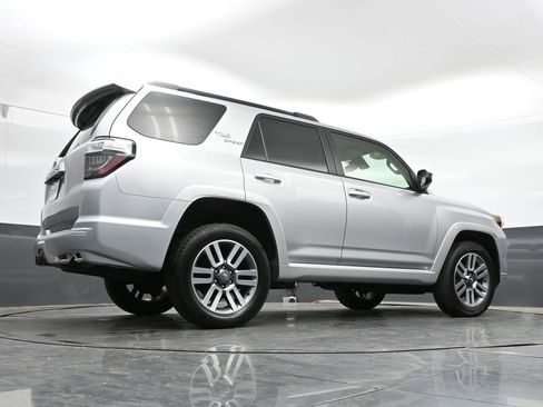 Used 2022 Toyota 4Runner TRD Sport AWD/4WD image 42