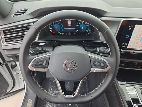 New 2026 Volkswagen Atlas Cross Sport SE AWD/4WD image 17