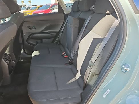 Used 2025 Hyundai Kona SEL FWD image 21