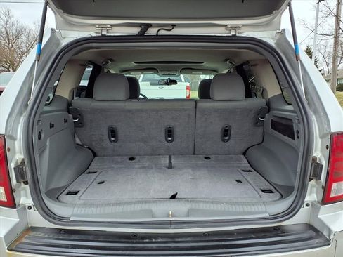 Used 2006 Jeep Grand Cherokee Laredo AWD/4WD image 10