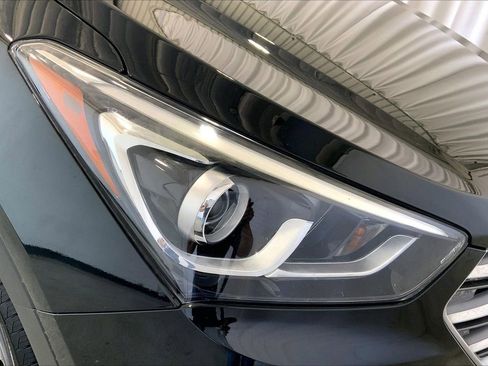 Used 2017 Hyundai Santa Fe Sport image 28
