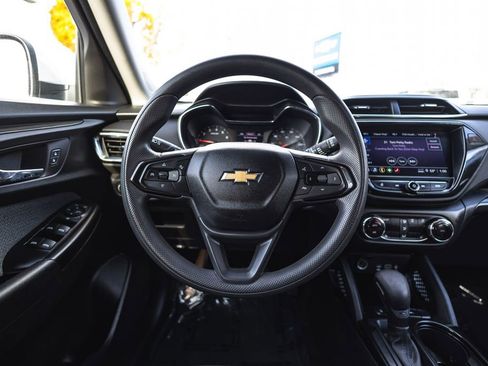 Used 2023 Chevrolet TrailBlazer LT w/ Convenience Package image 18