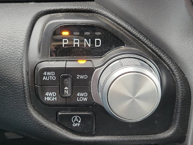 Used 2024 RAM 1500 Laramie AWD/4WD image 16