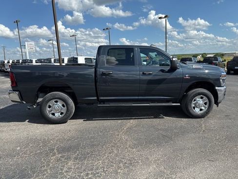 New 2025 RAM 2500 Tradesman AWD/4WD image 6