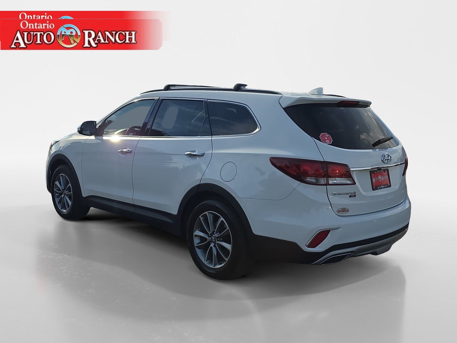 Used 2019 Hyundai Santa Fe XL SE FWD image 3