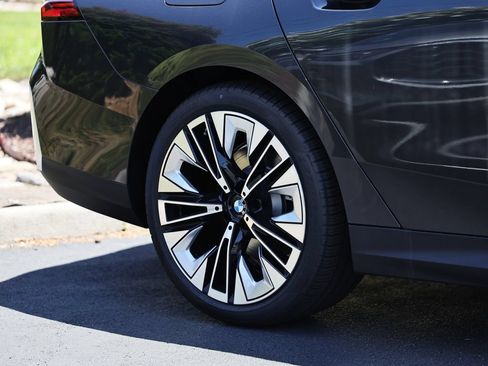 New 2027 BMW 530i w/ Premium Package RWD image 6