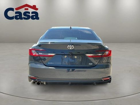 Used 2025 Toyota Camry SE FWD image 5