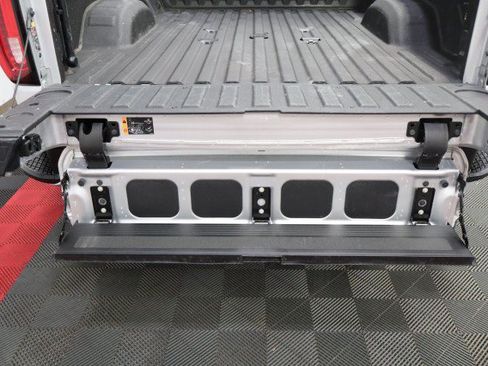 Used 2022 GMC Sierra 3500 Denali w/ Denali Ultimate Package AWD/4WD image 36
