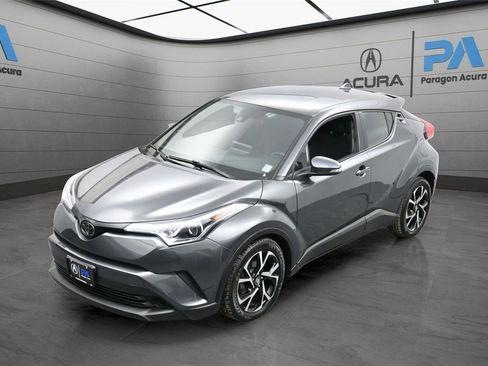 Used 2019 Toyota C-HR XLE image 35