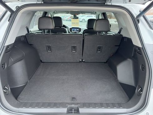 Certified 2021 GMC Terrain SLT image 23