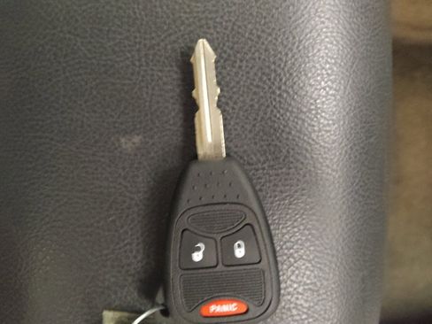 Used 2015 Jeep Patriot High Altitude FWD image 32