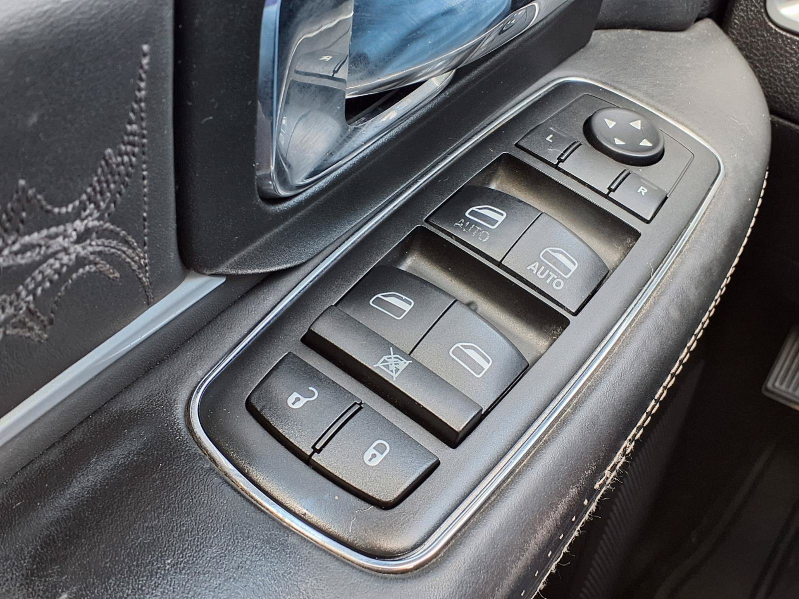 Used 2014 RAM 2500 Limited AWD/4WD image 21