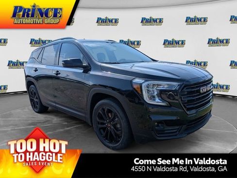Used 2022 GMC Terrain SLT w/ Elevation Edition FWD image 1