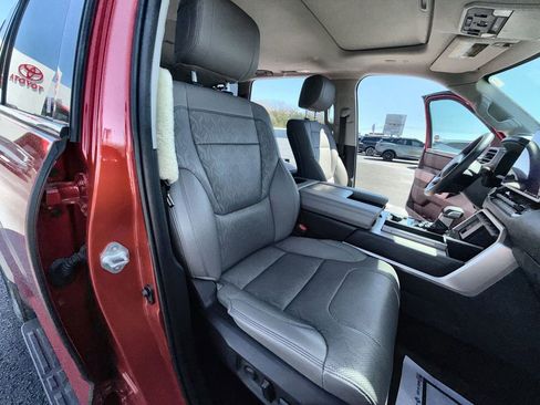 Used 2023 Toyota Sequoia Limited image 28