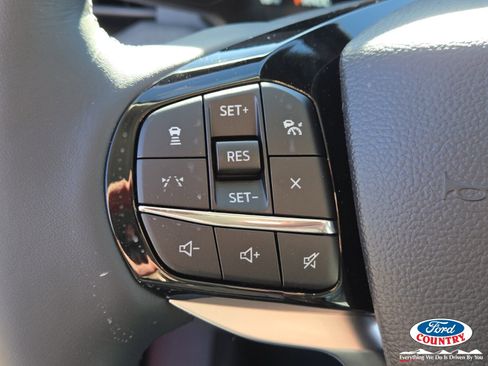 New 2026 Ford Explorer Platinum w/ LUX Leather Package image 14