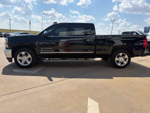 Used 2018 Chevrolet Silverado 1500 LTZ w/ Sport Package AWD/4WD image 5