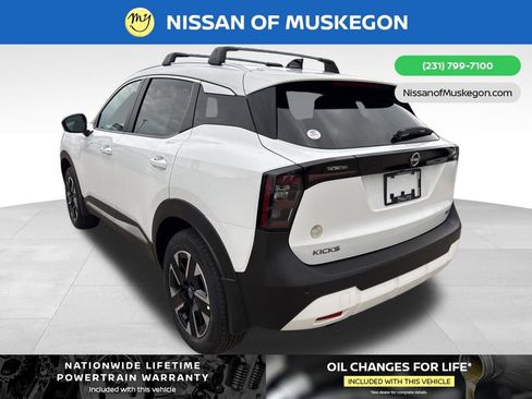 New 2026 Nissan Kicks SV w/ SV Premium Package image 5