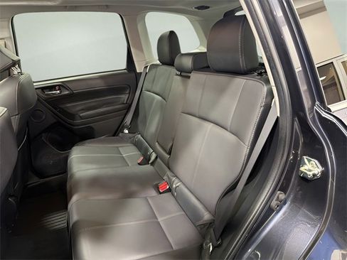 Used 2018 Subaru Forester 2.5i Touring image 29