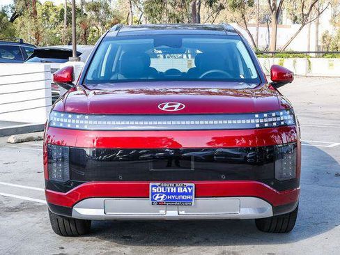 New 2026 Hyundai Ioniq 9 Limited AWD/4WD image 2