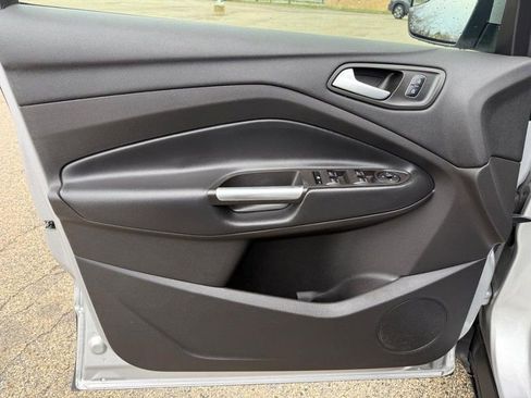 Used 2019 Ford Escape SEL AWD/4WD image 19