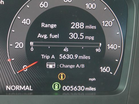 Used 2026 Acura Integra A-Spec FWD image 9