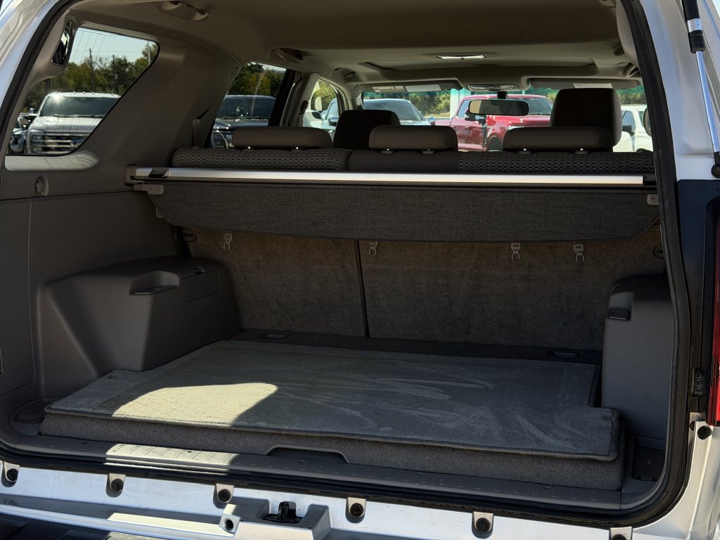 Used 2008 Toyota 4Runner SR5 RWD image 28