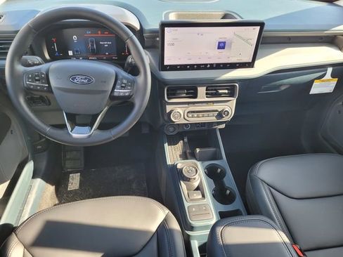 New 2025 Ford Maverick Lariat w/ Black Appearance Package image 7