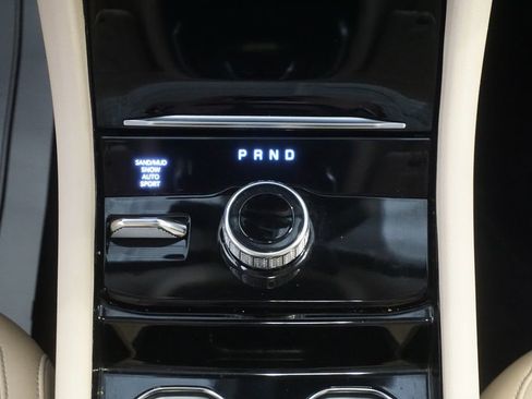 Used 2021 Jeep Grand Cherokee L Limited w/ Luxury Tech Group II AWD/4WD image 35
