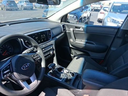Used 2020 Kia Sportage LX AWD/4WD image 14