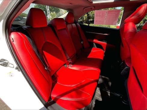 Used 2019 Toyota Camry XSE FWD image 26