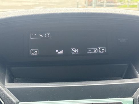 Used 2011 Honda Pilot EX image 25