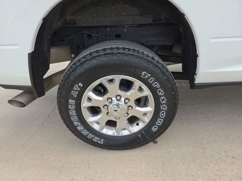 Used 2024 RAM 2500 Laramie w/ Safety Group AWD/4WD image 16