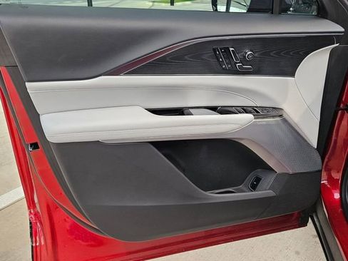 New 2025 Cadillac Lyriq Sport image 19