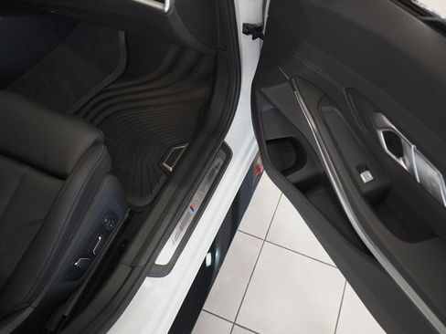 Used 2026 BMW M3 Competition image 17