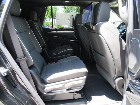 New 2026 Cadillac Escalade Sport w/ Touring Package AWD/4WD image 35