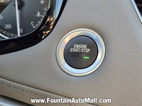 Used 2023 Cadillac XT5 Premium Luxury image 24