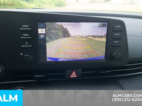 Used 2025 Hyundai Elantra Sport FWD image 10