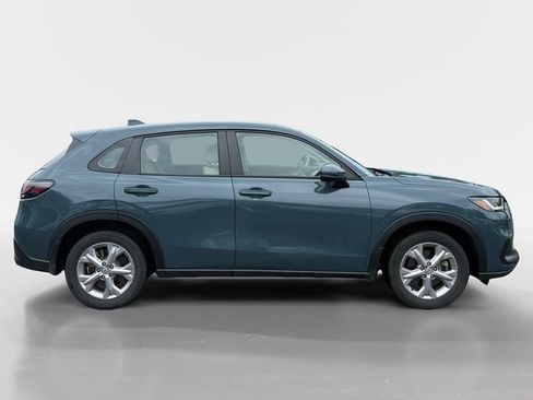 Certified 2023 Honda HR-V LX image 3