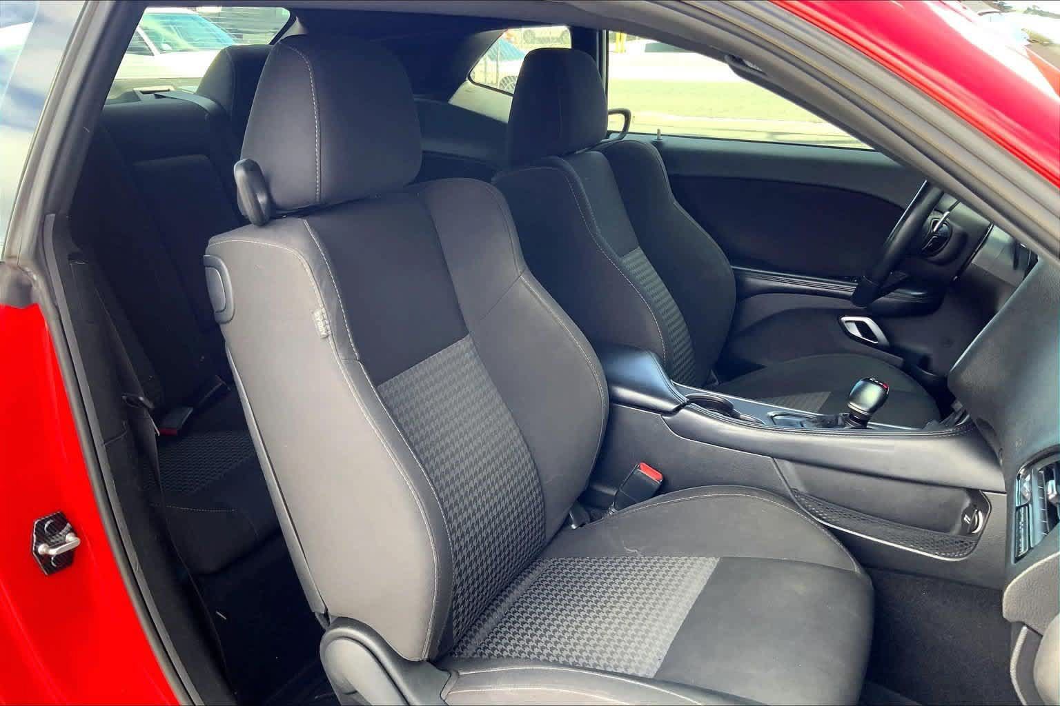 Used 2022 Dodge Challenger R/T RWD image 12