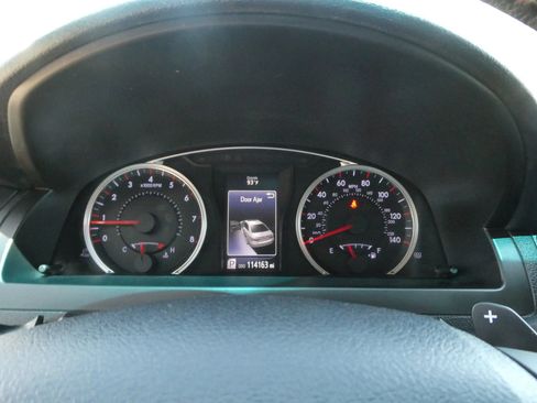 Used 2017 Toyota Camry XSE FWD image 18