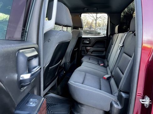 Used 2015 GMC Sierra 1500 SLE w/ SLE Value Package image 17