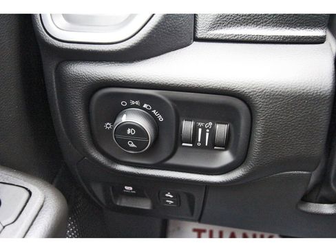 Used 2025 RAM 1500 Lone Star image 19