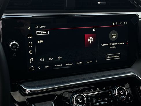 Used 2025 GMC Sierra 3500 Denali w/ Denali Reserve Package image 18