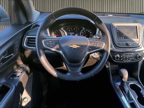 Used 2022 Chevrolet Equinox LT FWD image 6