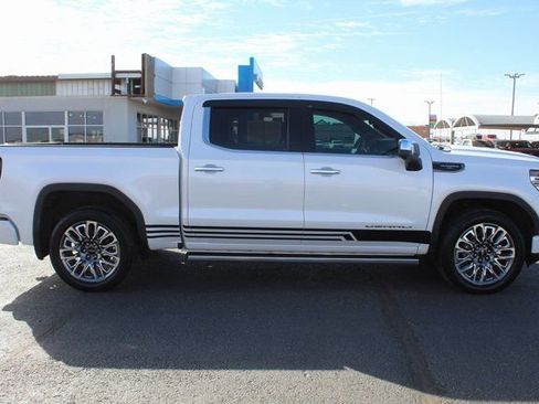 Used 2024 GMC Sierra 1500 Denali Ultimate AWD/4WD image 2